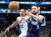 开云体育中国-独行侠碾压山西队，东契奇统治全场