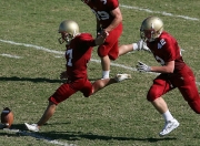 开云体育APP下载-跨维对决，当雄鹿强压雷霆时，锡安在欧冠半决赛接管了比赛