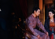 开云官网-坚盾利矛，戈贝尔的进化之刃与黄蜂的窒息罗网