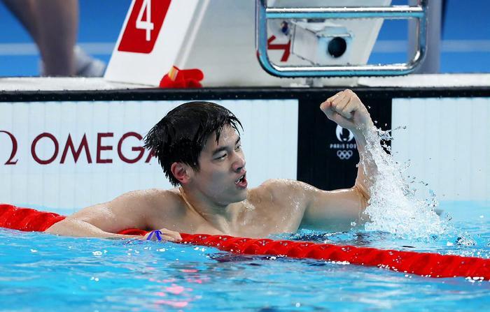 挪威射箭选手表现抢眼，登上领奖台