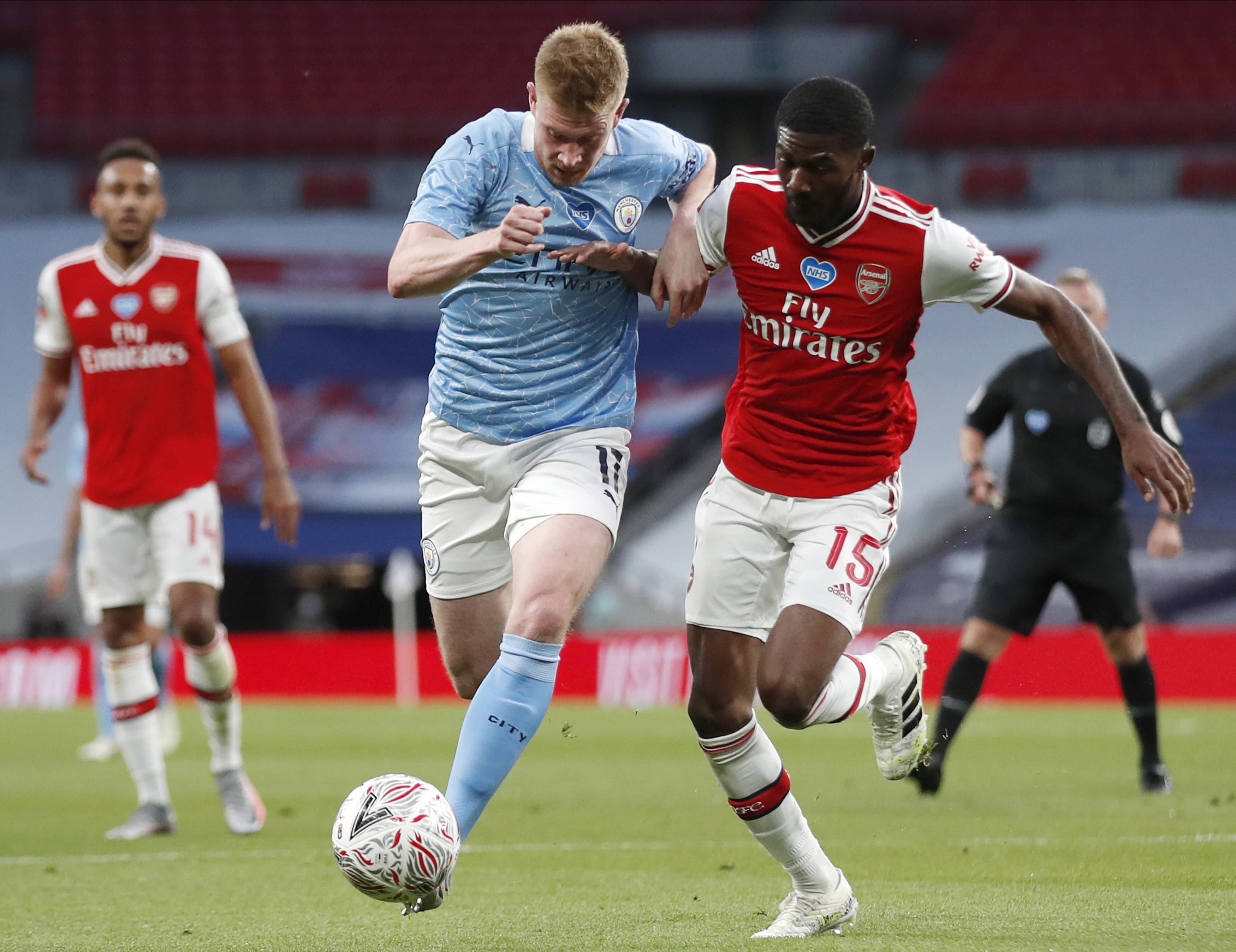 阿森纳主场击败纽卡，终结连败