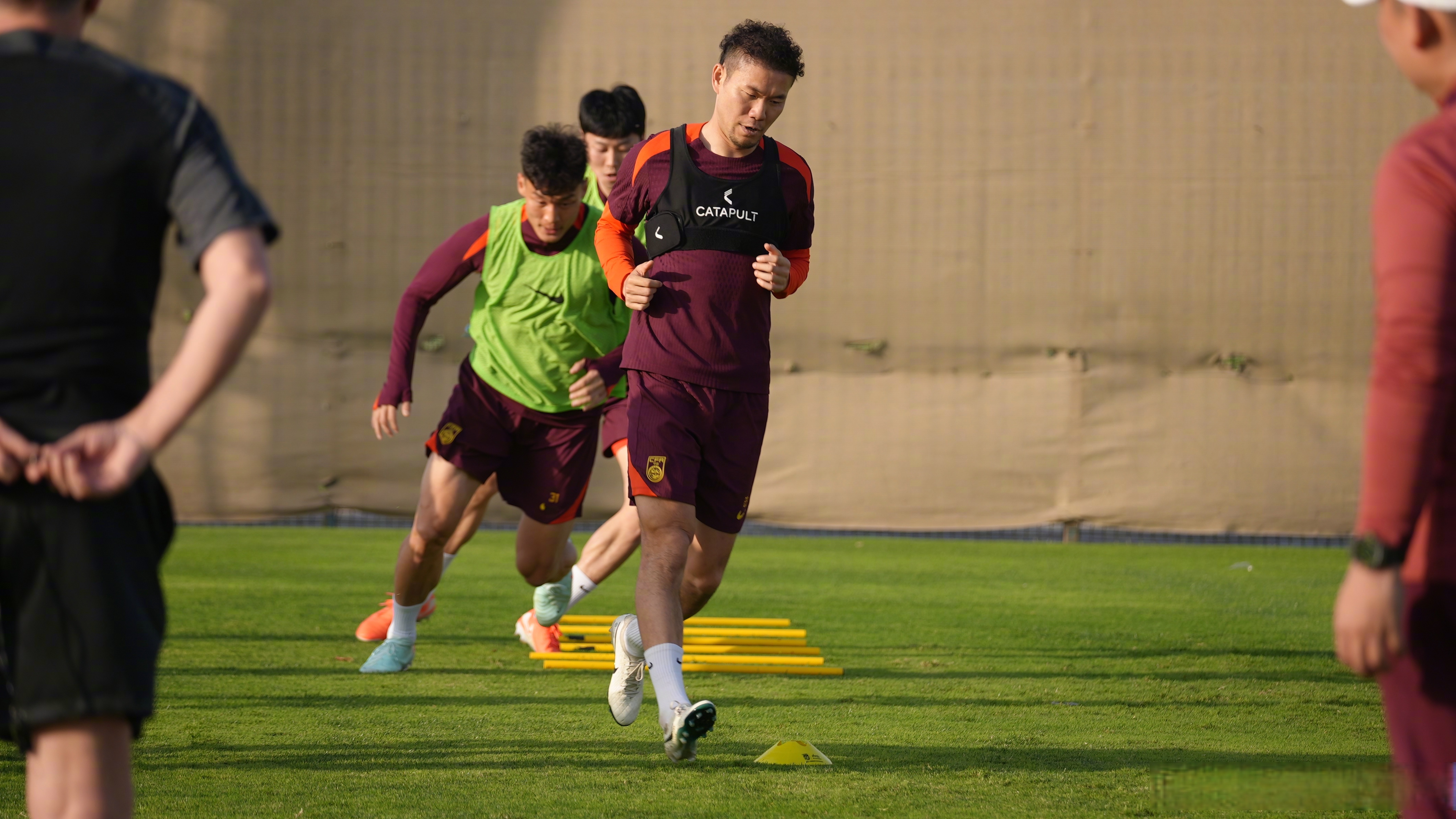 雷恩纳球员集训备战下一轮比赛