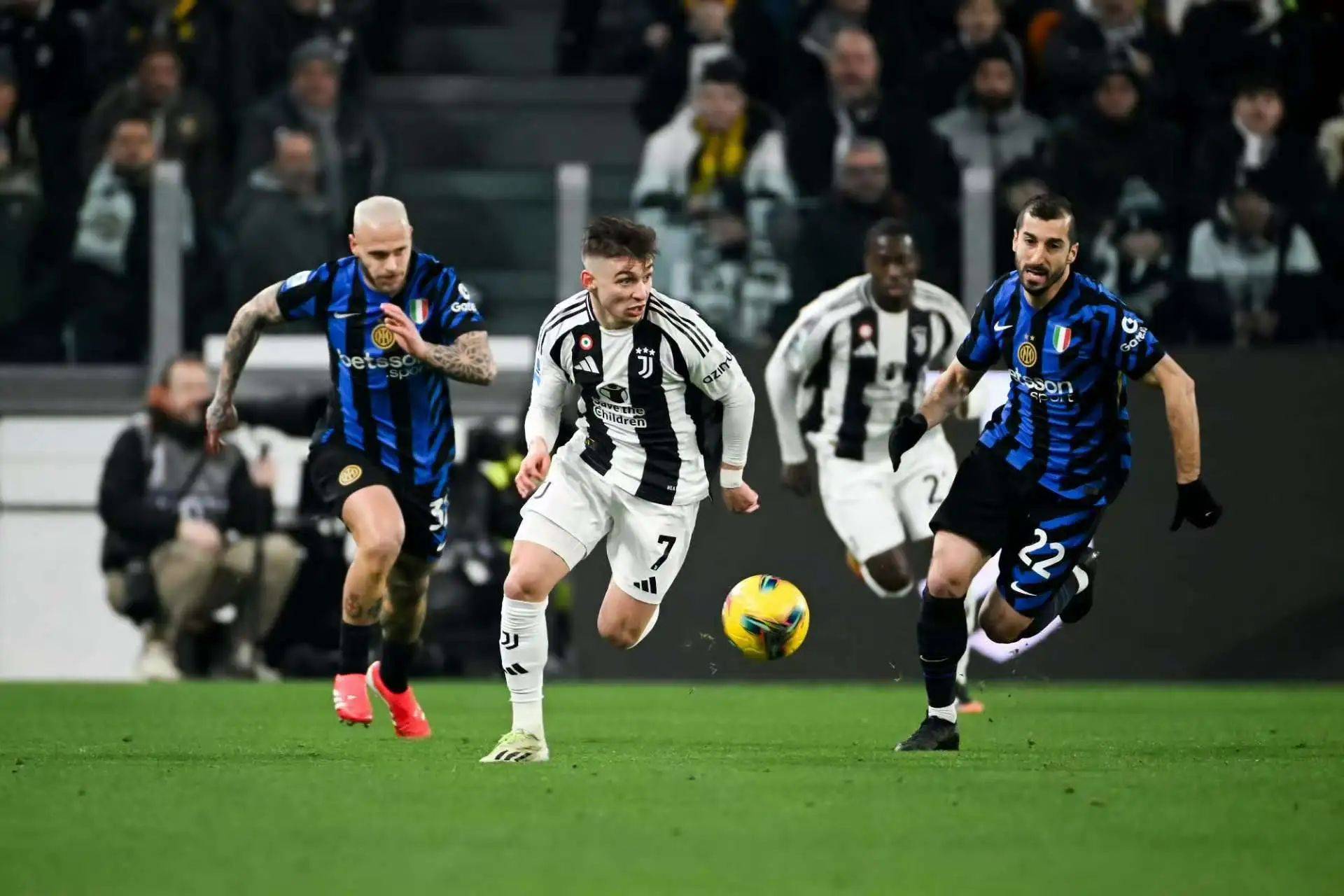 尤文图斯起扑地苟且输掉比赛的简单介绍