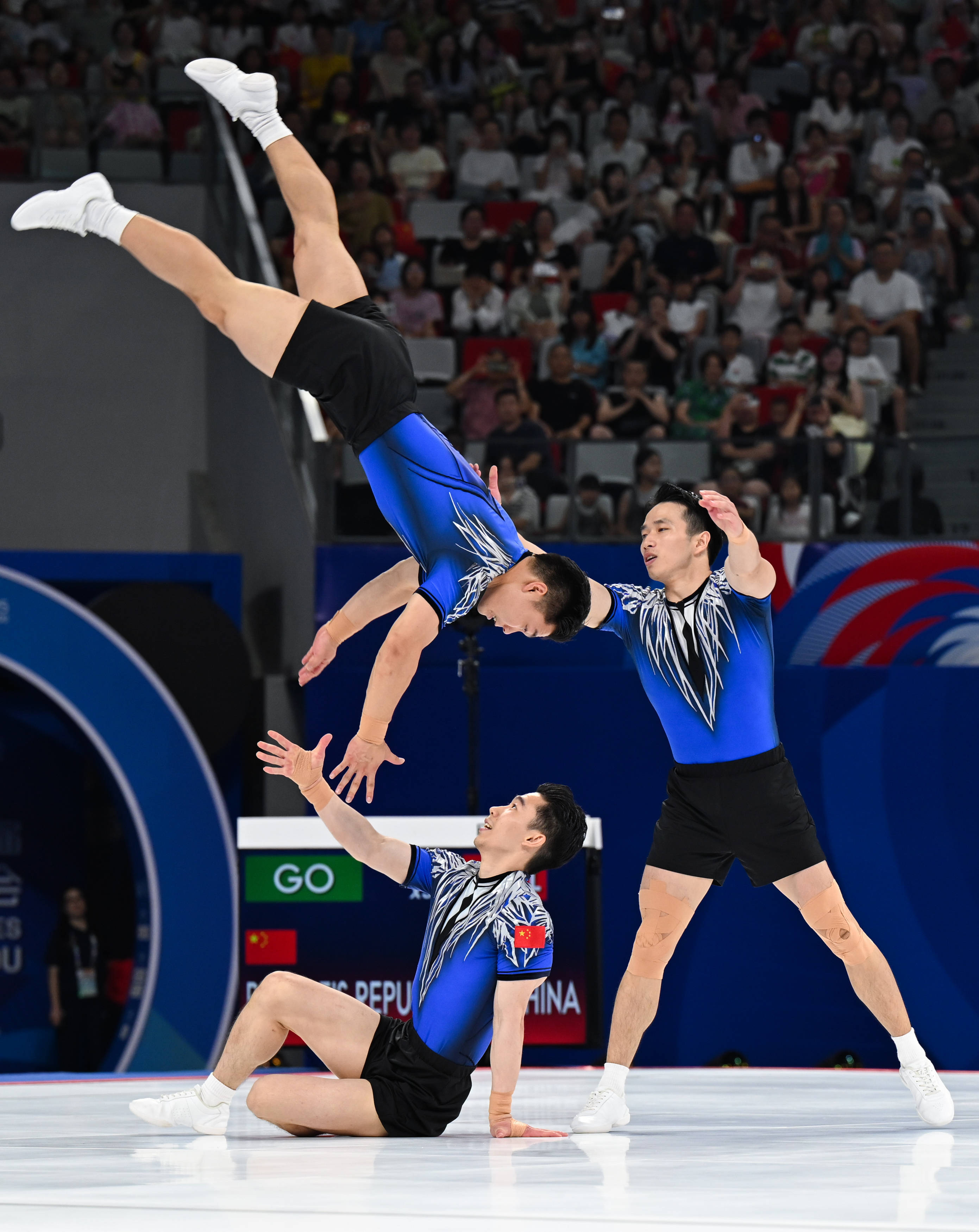 关于体操小组赛落幕，强队悉数晋级的信息