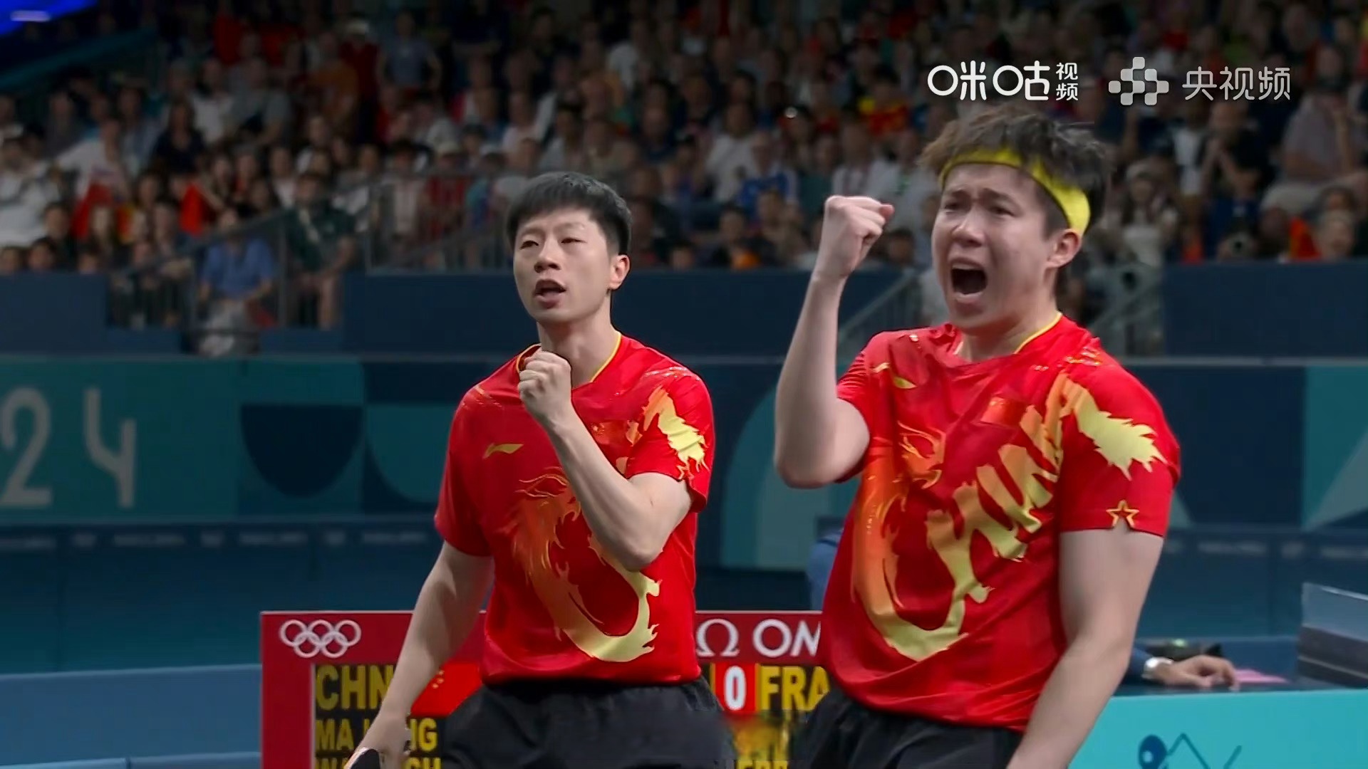 中国队鏖战韩国队,马龙带队取胜 中国队鏖战韩国队,马龙带队取胜