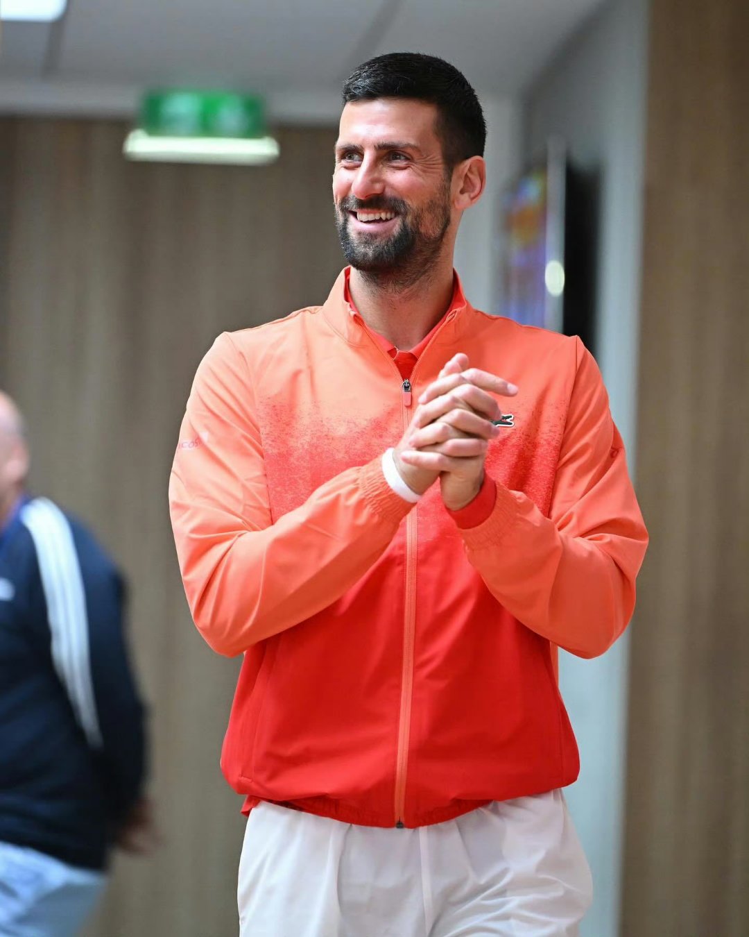 包含联合杯鏖战法网，德约科维奇统治全场的词条