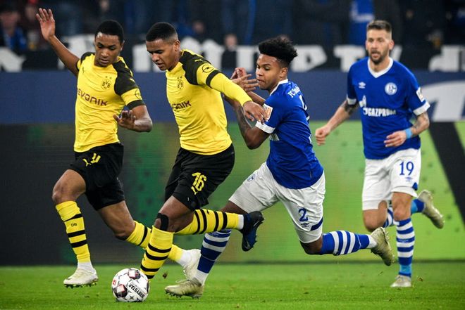 沙尔克势不可挡，大比分击败对手