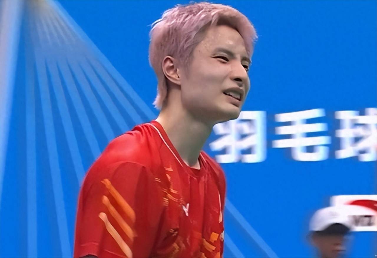 法国队鏖战丹麦队,石宇奇统治全场 法国队鏖战丹麦队,石宇奇统治全场