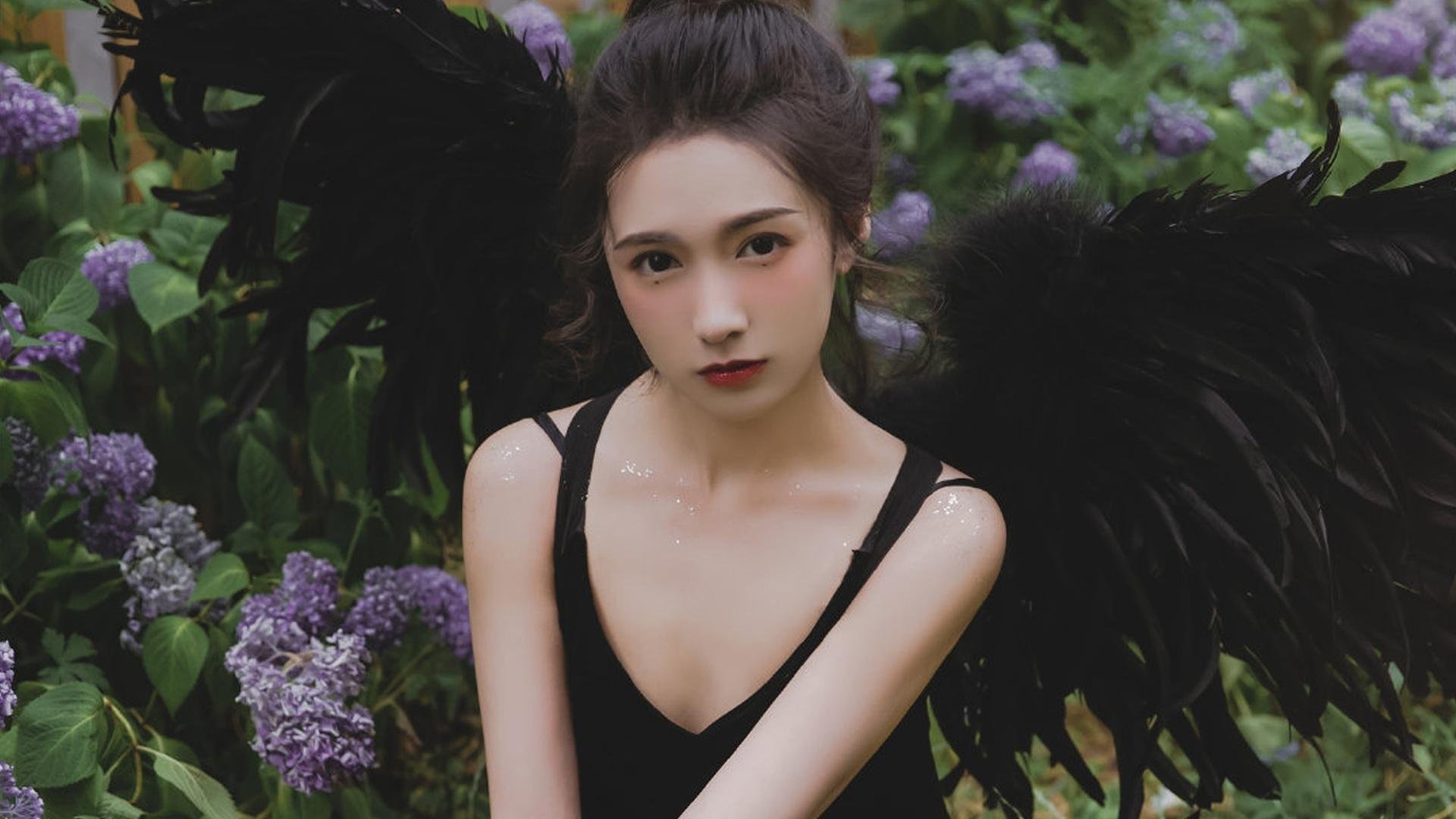 烽火绿茵场，当德甲铁血邂逅南美狂想，战火淬炼的足球霸权如何征服世界